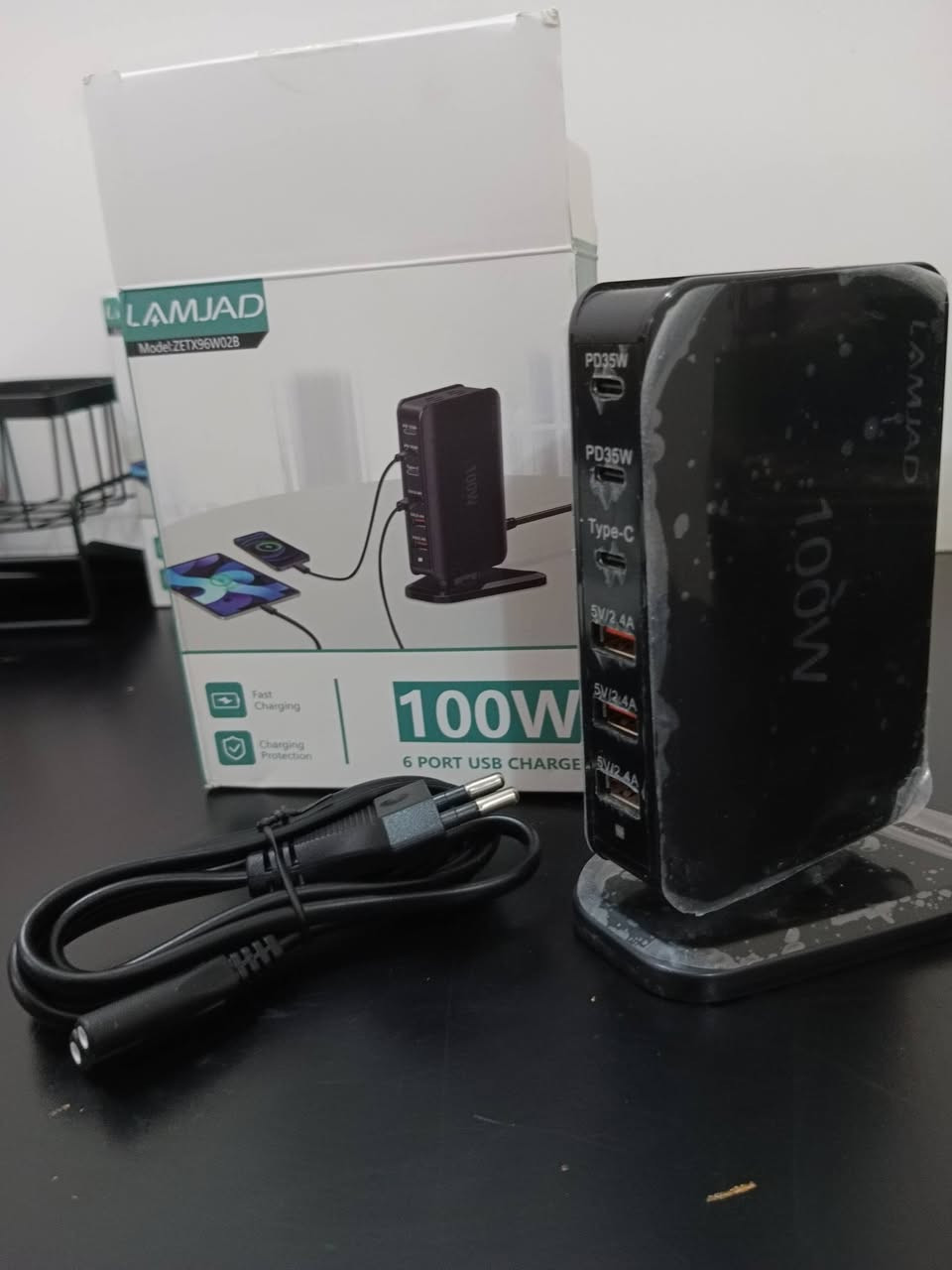 منتج امزون الماني جديد 
شاحنة 100 واط 6 منافذ
 3 منهن TYPE C
و3 USB_A
السعر  30 الف مع التوصيل 
يوجد توصيل داخل كربلاء وجميع المحافظات 
للحجز والاستفسار واتساب ***********
