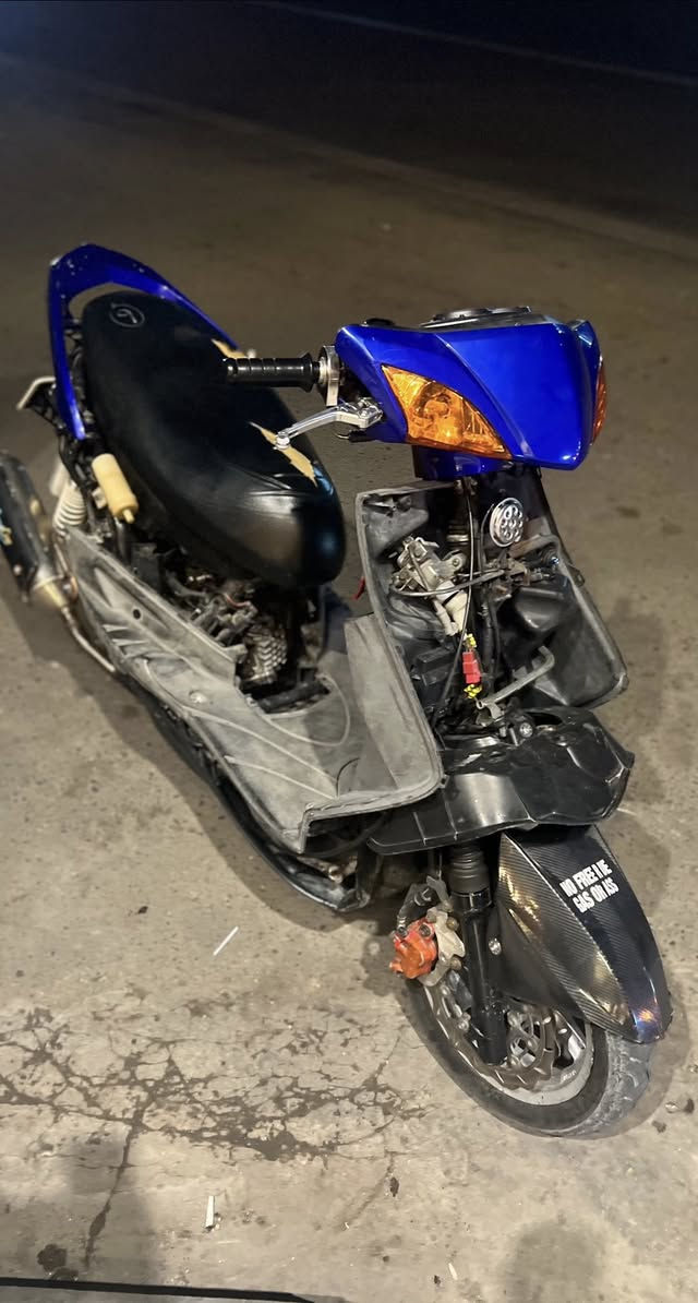 السلام عليكم غراض سكنس فحل للبيع
كفرات سكنس زرك تايوان 
(صفاحيات+گصة +سبايدر)
سوادات ملح  اصليات نضيفات 
بگلايت  سمائي اصلي نضيف
اشاير اصلي سمائي
وياله  فضي ترهم فحل وترهم لد بلاديات 
ايـي استفسار واتساب***********
