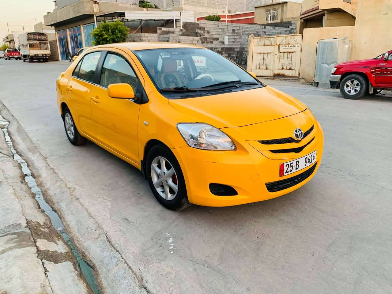 يارس موديل 2007 خليجي كير عادي . رةقم سنوي جدييد حتا ٢٠٢٨ بسمي شرط تحويل . لاصرب و لامعجوون . بيها بطاقة بنزين . كيرو مكينة بشرط. تبريت ثلج . . سعر ٧٣ بيها مجال مكان كركووك . رةقم ***********
