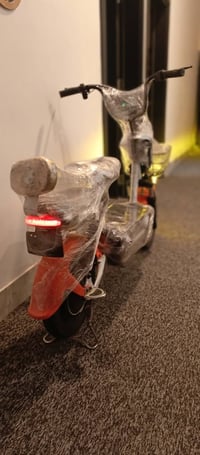 بايسكل للبيع السعر 400 بيها مجال الرقم واتساب، 07782540153