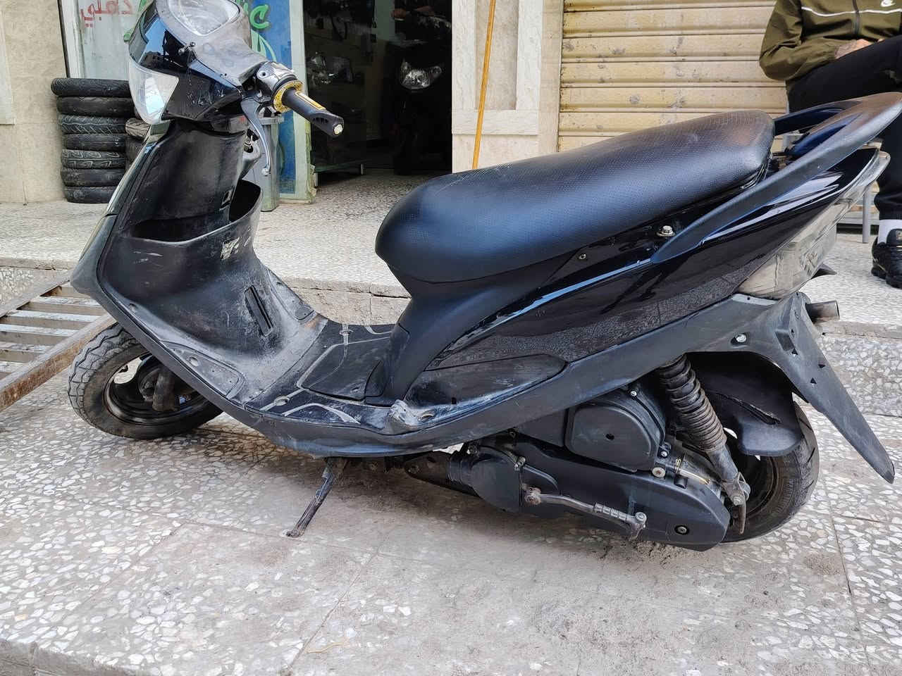 عدله بوشه، 55دراجه نقصه، بس، ستان تعليك مثل مشوف نضافه بغدادجديده، قفل٤٥٠نكره، سلف ***********
