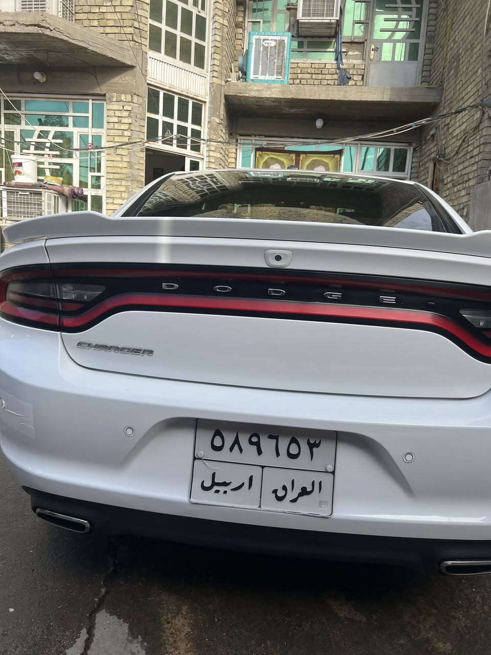 السلام عليكم جارجر 2019 كلين هنا صار صبغ الباب الأمامي ماشية 135 ميل العنوان بغداد هاتف ***********
