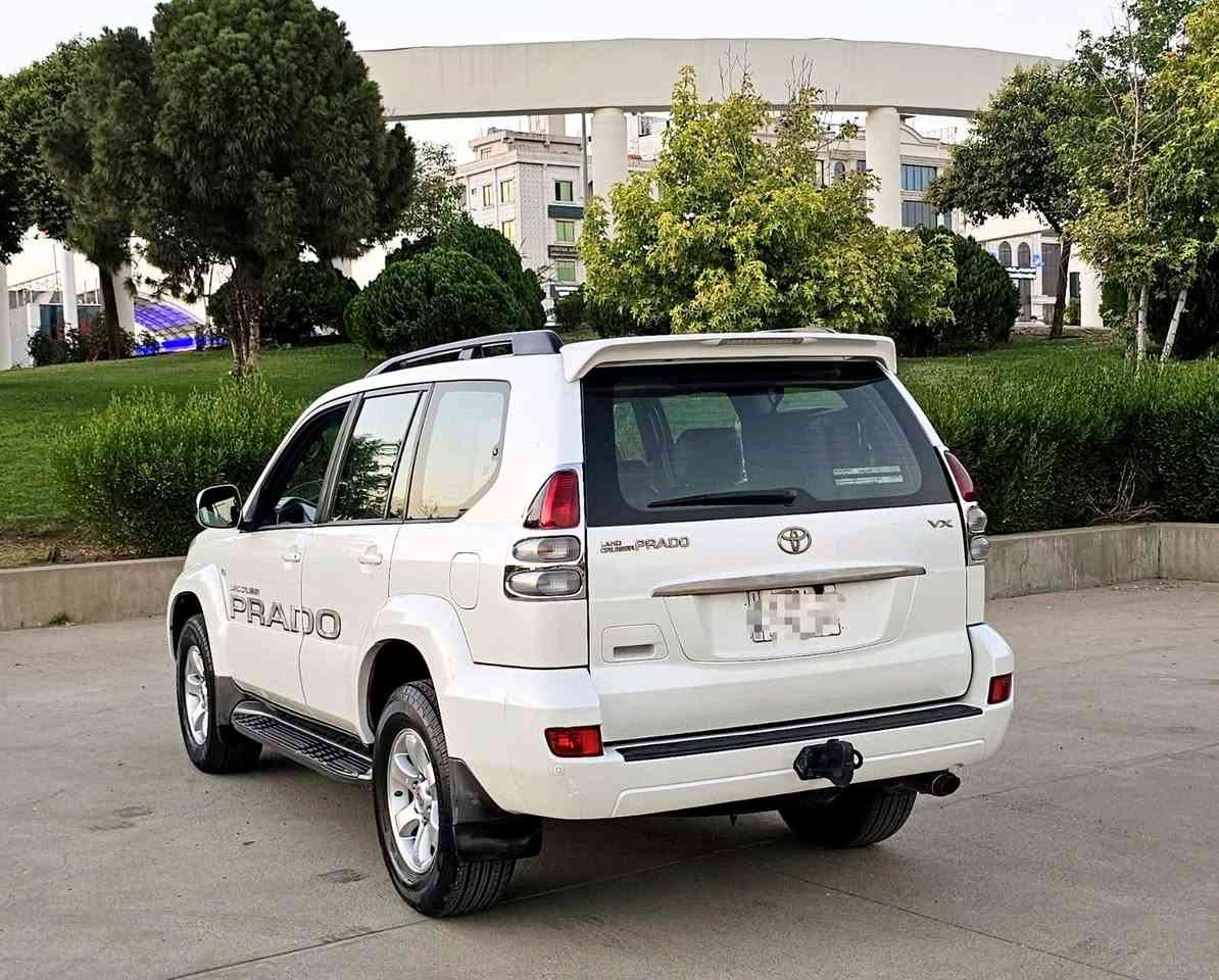 للبيع لاندكروزر برادو موديل 2009 شركة ساز
فول فول مواصفات vx مكفولة من صبغ وبارد
6 سلندر
4×4
جكات 
سلايت
ثلاجه
كشنات كهرباء
كنشات تبريد
7 راكب + تبريد مركزي
تحكمات ستيرين
باقي مواصفات البرادو معروفه
السعر ١٩٠
الرقم بغداد الدولي
***********/ أربيل
