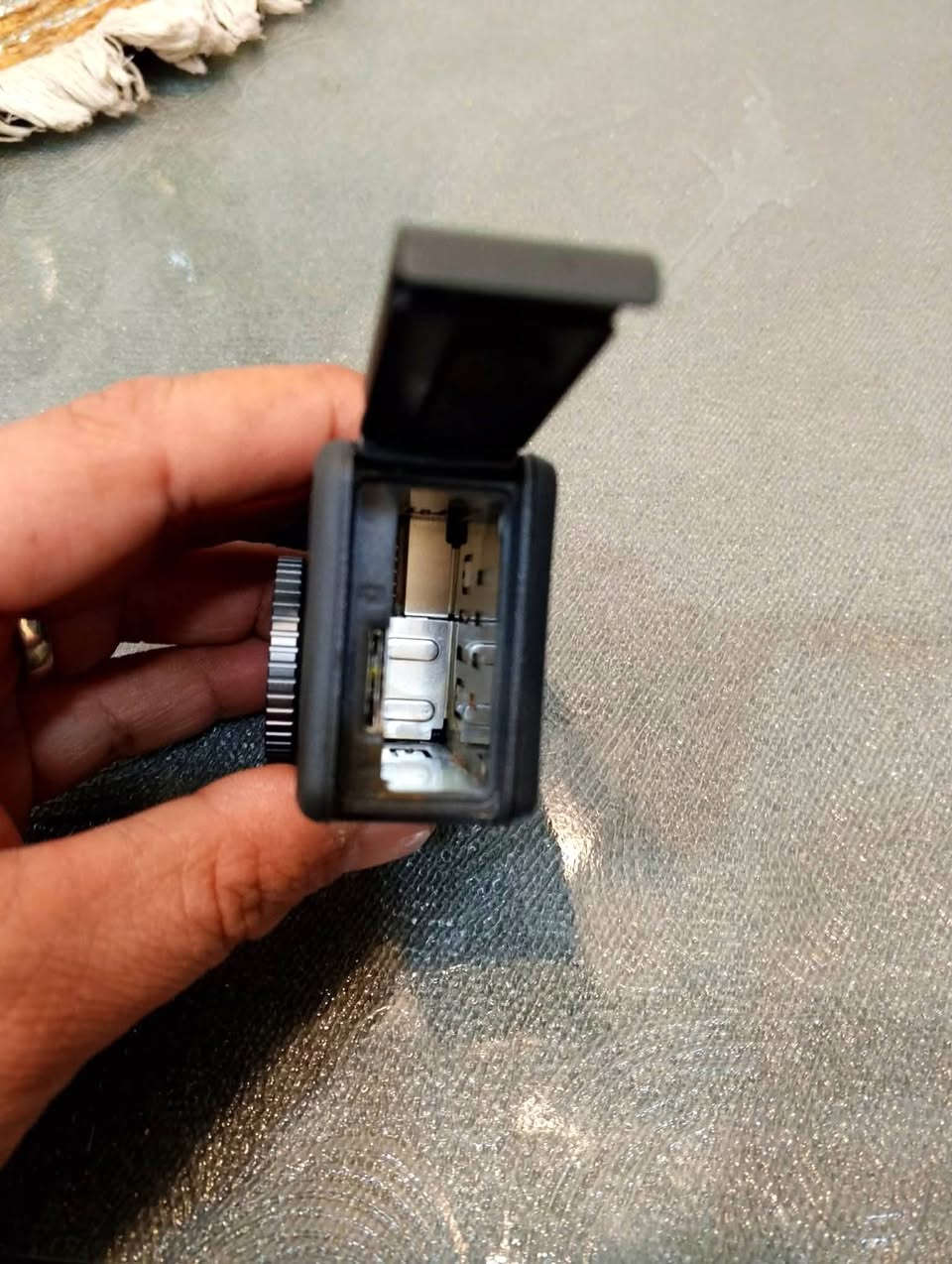 كامره دي جي اي قطعه نضيفه ما شتغلت عندي ابيعها عل وضع هيج جايه بدون كلشي قيم وبلعافيه توصيل موجود


**إذا كنت صاحب هذا الإعلان وتريد حذفه لأي سبب، رجاءا أرسل رسالة إلى الدعم الفني**