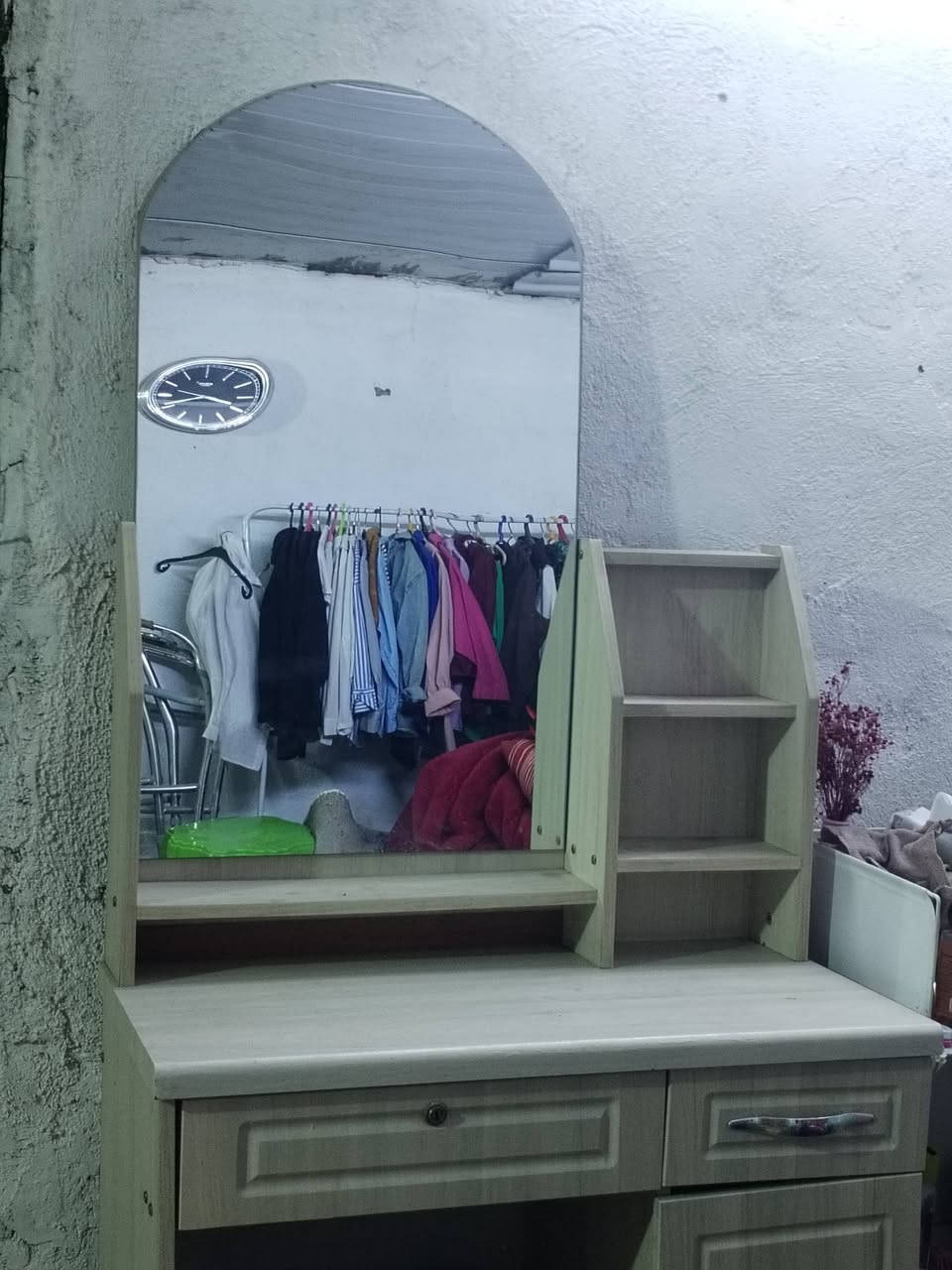 كنتور ٦ بيبان نظيف ب ١٧٥ وبي مجال والميز تواليت الصاج ب ٢٥ والميز تواليت الابيض ب ٤٠ وعندي بعد دوشك ابو النفرين نظيف ب ٥٠


**إذا كنت صاحب هذا الإعلان وتريد حذفه لأي سبب، رجاءا أرسل رسالة إلى الدعم الفني**