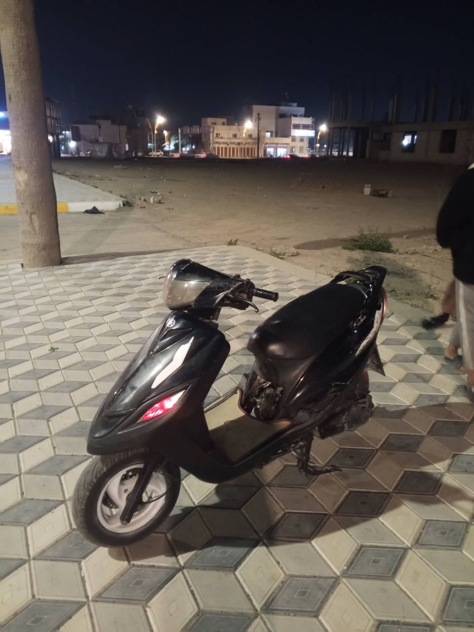 السلام عليكم درجة ماكس 140درجة كاملة كهربائيّات كل شغال دراجة ماناقصهة اي شي دراجة  مكينة مامفتوحة دراجة شغال هندر سلف  مكان ديالى بعقوبة التحرير ***********سعر  375بيهة مجال قليل
