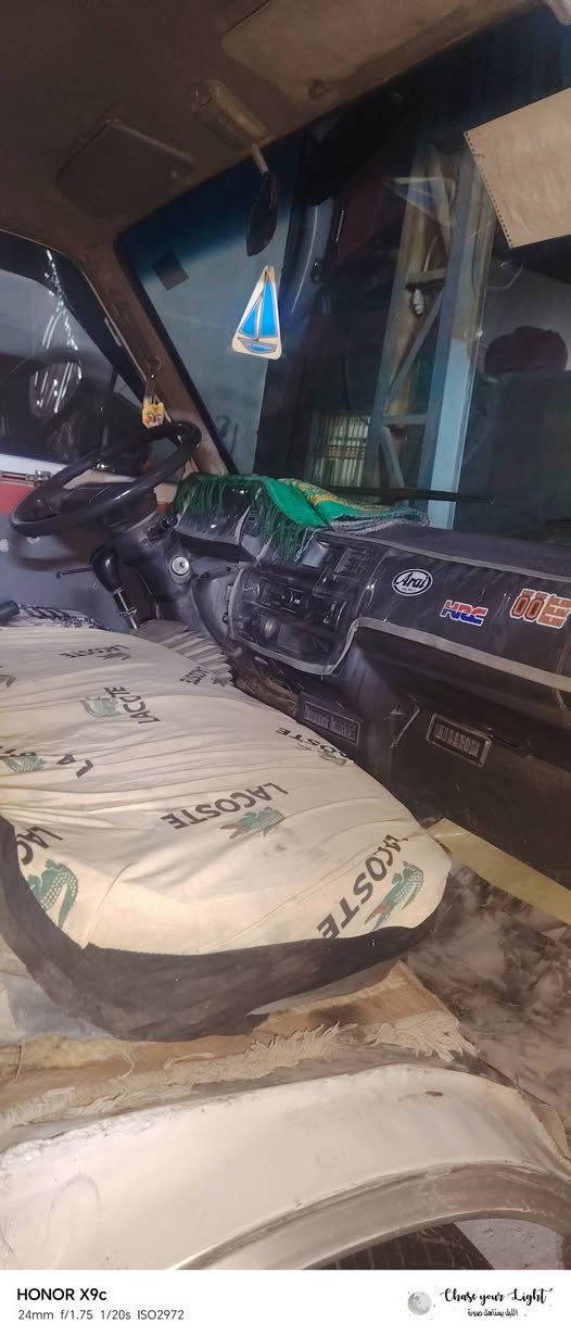 سلام عليكم كيه بسته موديل 94محرك جديد سنوية لل30،مصفرة هية وغرامات تخم تاير اكسن جديد حدادية جديدة سيارة دينار مذب عليهة كبل للشغل العنوان ديوانيية رقم موبايل واتساب ***********السيارة احله من الصور السعر 49 وبيها مجال قليل حق الجيه
