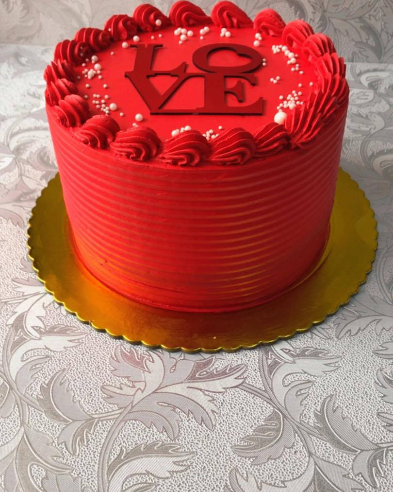 كيك حسب الطلب
ننفذ أي فكرة تحبوها بأدق التفاصيل 

تواصلوا ويانه هسه وخلّوا مناسبتكم أحلى 🎂
📞 *********** 
#متابعة #كيك  #كيكاتي🍰🎂 #اكسبلورر_فولو🔥💜
