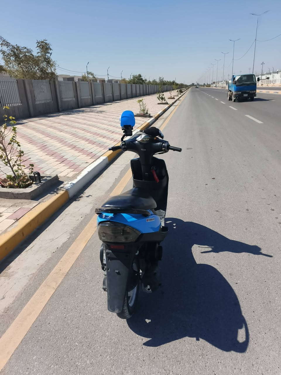 السلام عليكم شباب ماكس عدله للبيع ماكس نظيفه 
كهربائيات كلها شغاله سلف شغال  كلتشات جدد رياضي
الاستفسار على هذا الرقم***********
دبل رياض الجديد امام وخلفي دراجه نظيفه كل شيء شغال
