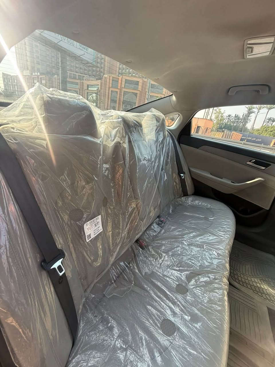 � للبيع هيونداي سوناتا SE موديل 2019
* محرك 2400 سي سي
* ماشية 33 ألف فقط
* رادار
* شاشة CarPlay
* كاميرا خلفية
* 3 وضعيات قيادة
* داخلية لونين

✅ مكينة، كير، شاصي، لغود، دواخل كفالة عامة
✅ السيارة نظيفة جدًا ومضمومه ، مناسبة للي يدور الجديد
✅ فقط نص جام خلفي صبغ، وباقي السيارة كفالة عامة
✅ باسمي وتحويل مباشر
✅ الفحص بأي مكان يعجبك، والسيارة كفالة عامة

📍 الموقع: بغداد – الجادرية

💰 السعر: عند الاتصل
 

 ***********- ***********
