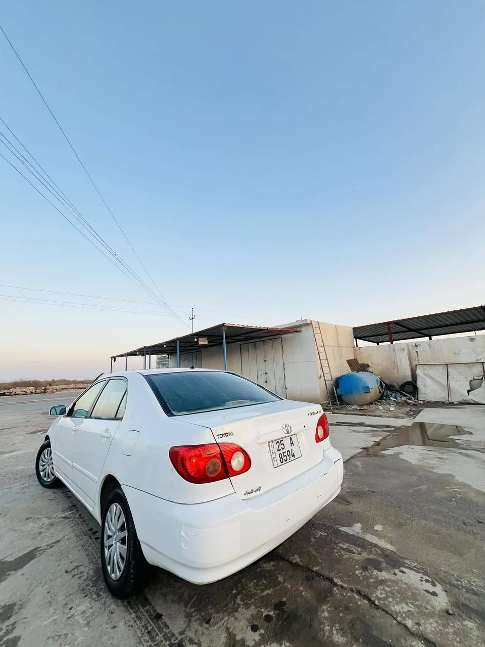 السلام عليكم كورلا نحله 2006سلايت كير عادي تبريد
ضررها جاملغ خلفي وباب تبديل بلادي السياره كامله 
كهربائيات كلها شغاله كير محرك شرط سياره جاهزه مايعوزها شي تخم تاير جديد رقم كركوك الدولي بسمي شرط سنويه جديده وتحويل شرط السعر 85 وبيها مجال يرهم مراوس حسب القناعه ***********
