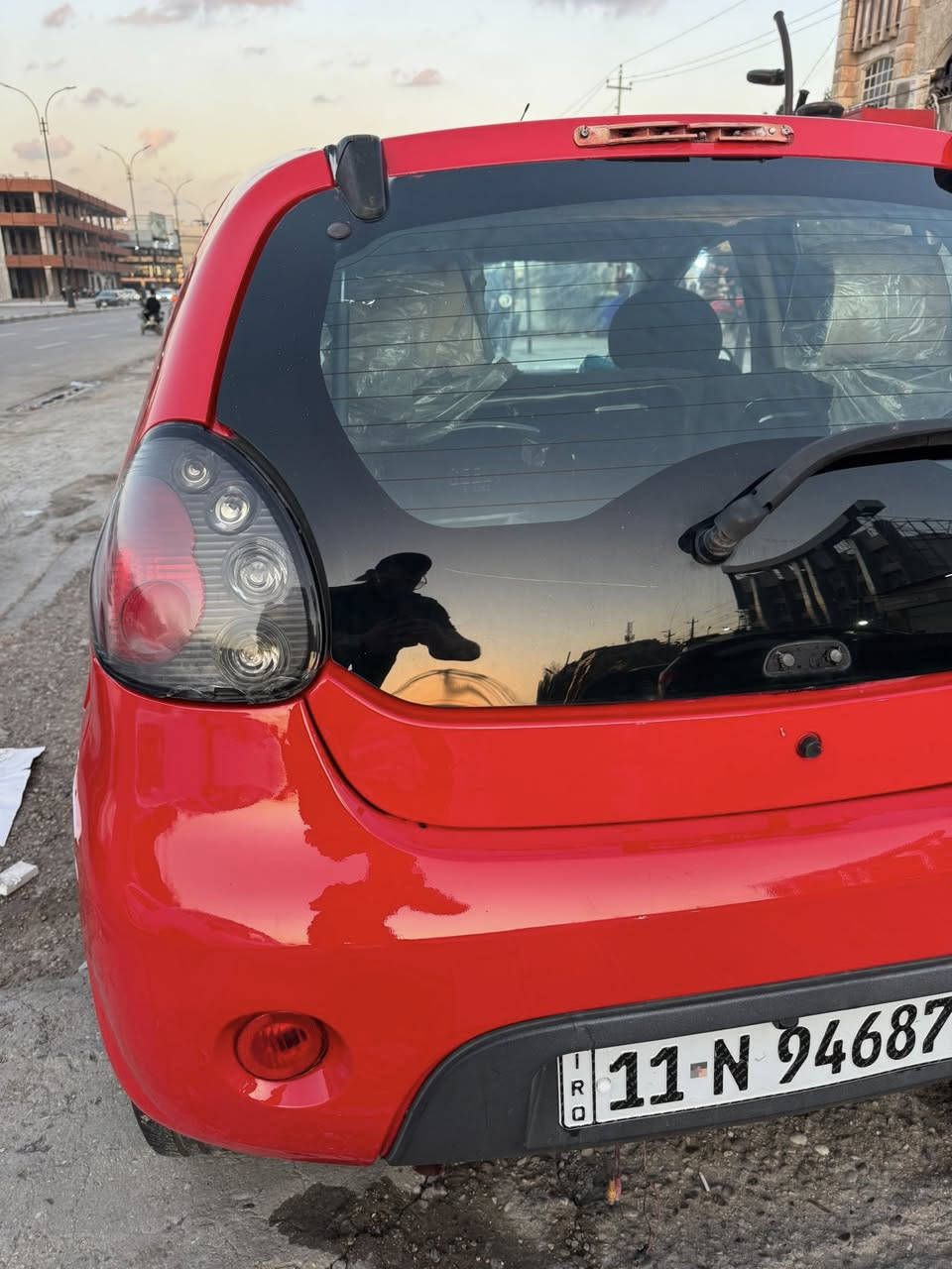 باندا موديل 2013 السياره كلش حلوه مصبوغه جماليه كلشي بيها شغال بدون حادث
كير  مكينه تبريد كلشي بيها جديد طخم تاير 
مكان السياره الكرخ 
السعر 50 مجال بسيط
***********
