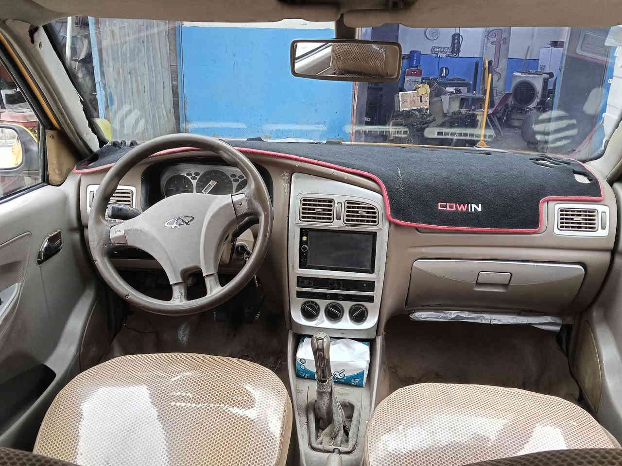 سلام عليكم شيري اكوين موديل 2011السياره جاهزه رقم انكليزي تخم تاير صدرجديد مكينه كير ابلادي بيهه صبغ جاملغ خلفي  الاتصال *********** مكلف بلنشر مكان بغداد
