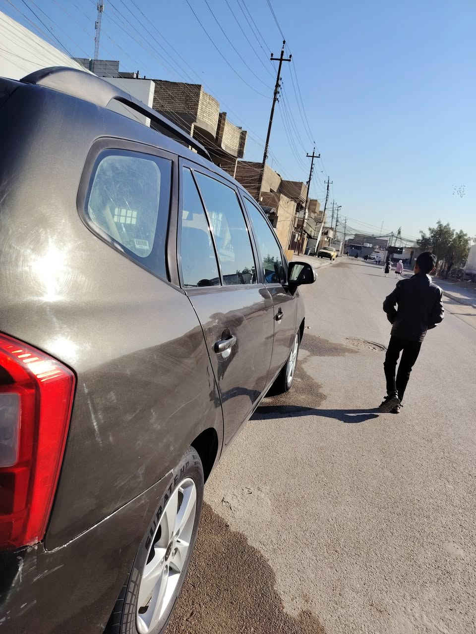 سلام عليكم كيا راندو 7 راكب2010 4 سلندر 2400 وارد امريكي حادثها تكمة سايق ربع من قمارة مثل ما اموضح بلصور  للعلم سيارة مصبوغة عام اثر جراد سيارة مال جناي خير من الله رقم دولي بأسمي سعر 95 بيهة مجال  مكان سيارة بغداد الأمين ***********
