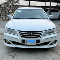 ازيرا • ٢٧٠٠ • ٢٠١١