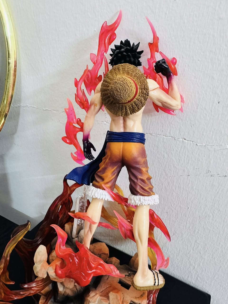 مجسم لوفي من انمي (ون بيس) الشهير
طوله بدون قاعده (٢٥ سم) تفاصيل رهيبه قطعه تخبل ❤️‍🔥🔥🌹


**إذا كنت صاحب هذا الإعلان وتريد حذفه لأي سبب، رجاءا أرسل رسالة إلى الدعم الفني**