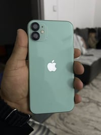 ايفون 11 للبيع جهاز كبس ما مفتوحً بلاد ذاكره 64 تك سم بطاريه 79 سعر 26...