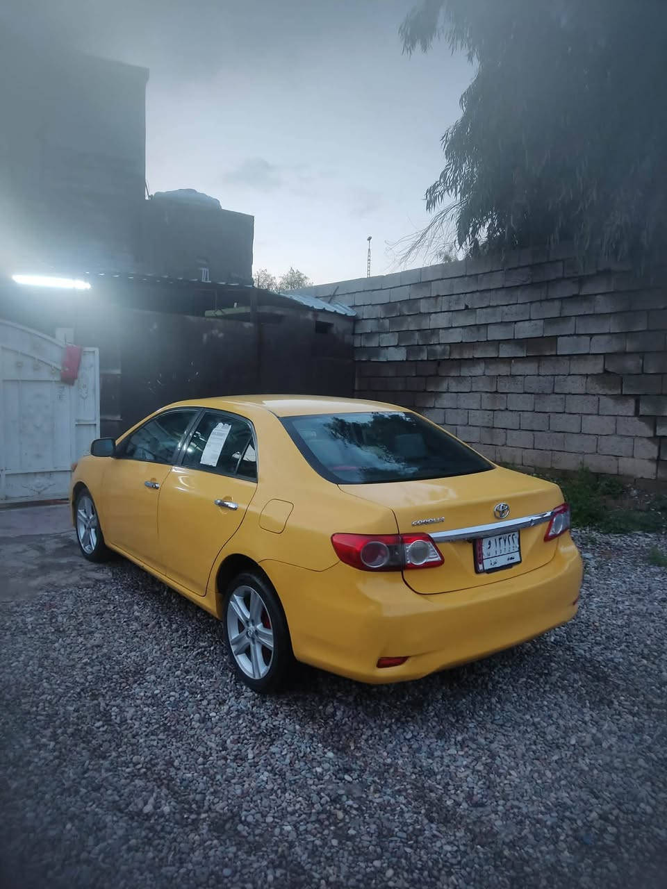 سلام عليكم كورلا للبيع موديل 2013سياره جديده بيها بونيد وجامرلغ فقط حادث بامريكه تخم ويلات ابلادي محرك كير جديد سياره اول صبغ شرط رقم بغداد مشروع وطني سنويه 28 السعر 112شراي اتصل عل الرقم ***********
