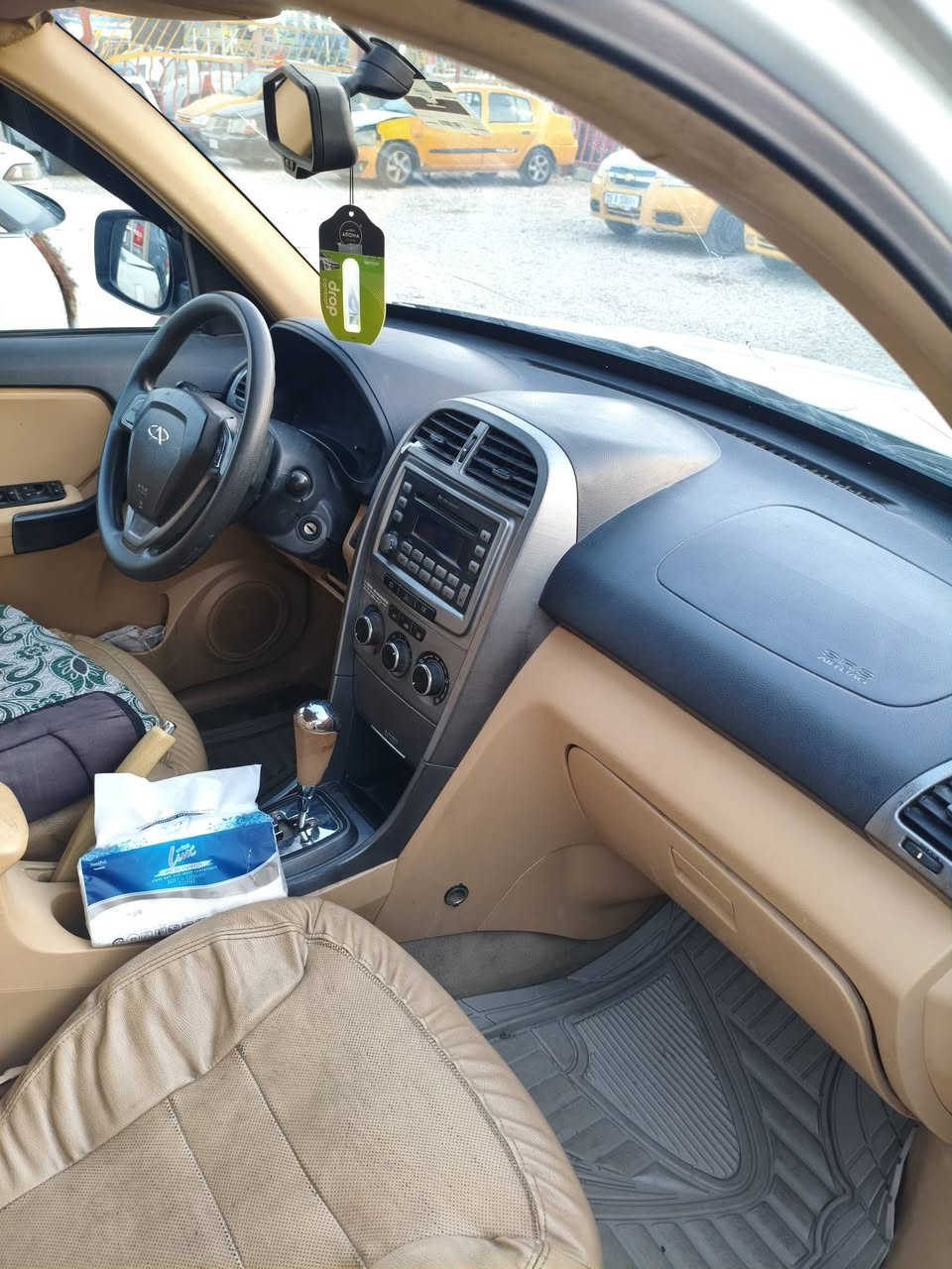 مديل٢٠١٣صبغ باب خلف السائق وتصليح اخياسات السعر٤٨/ ***********
