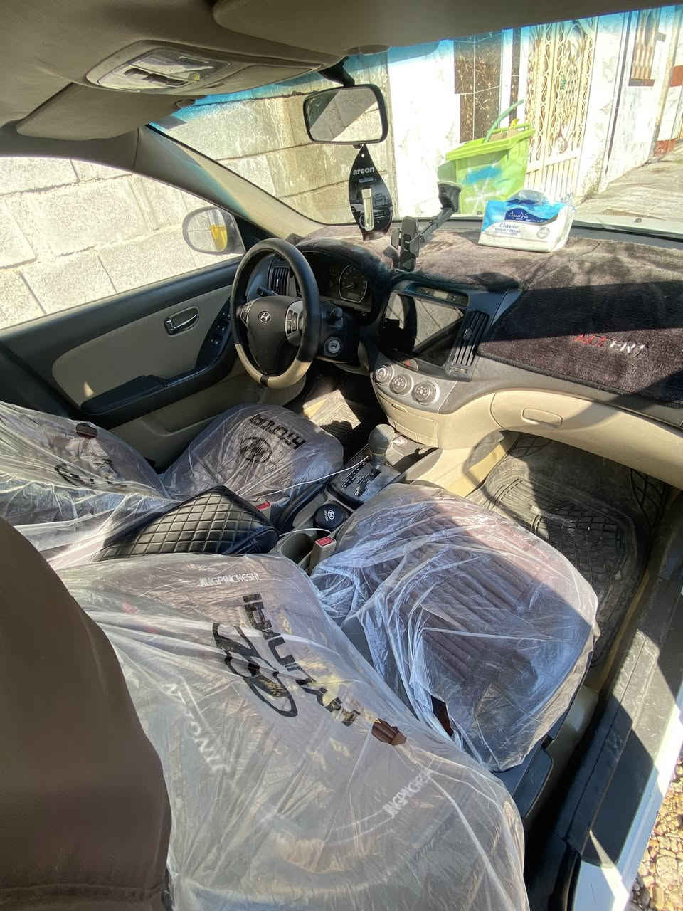 سلام عليكم النترا موديل 2011 خليجي بدون ضربه فقط صبغ جاملغ  اثر شخوط وصبغته اشاير بل مري شاشه تحمكات ستيرن دبل دسك مكينه 1600 مكفوله كير مكفول سبيرها منازل تخم تاير سنويه 2030 بسم جيراني. تبريد تدفئه شغالات سعر 120 وبيها مجال شراي اتصل ***********
