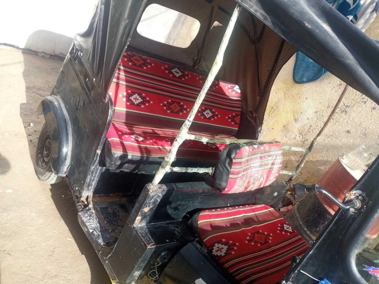 سلام عليكم  تكتك موديل 16وراق مكان القاسم  سعر2500 رقم الهاتف ***********
