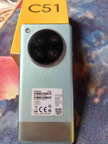 زيرو 40 جهاز نضيف ستخدام بيت
ذاكره 512 ملحقات كارتون وشاحنه مال قير جهاز اصليه 
السعر 240 بي مجال قليل مكاني البصره الهارثه 
رقم صاحب الجهاز ***********
