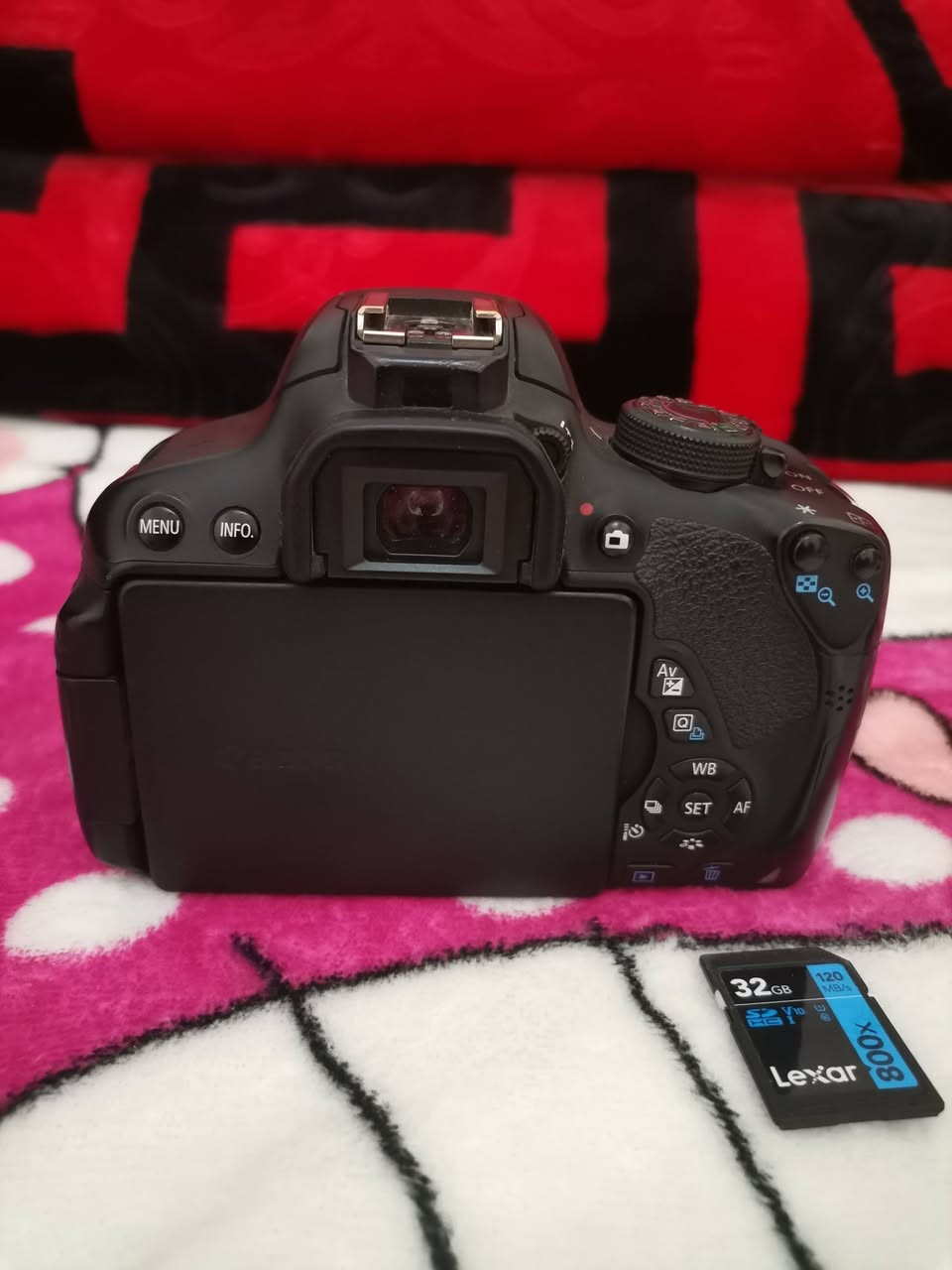 بسم الله ماشاء الله بارك ف صاحب النصايب 
كانون 700D حالت زيرو   كارت32G ادوات نظافه
لينس50Stm بل كابات و هود
شاتر قليل مقستهوش لسه 
السعر 14500نهائي نهائي 
01223568049


**إذا كنت صاحب هذا الإعلان وتريد حذفه لأي سبب، رجاءا أرسل رسالة إلى الدعم الفني**