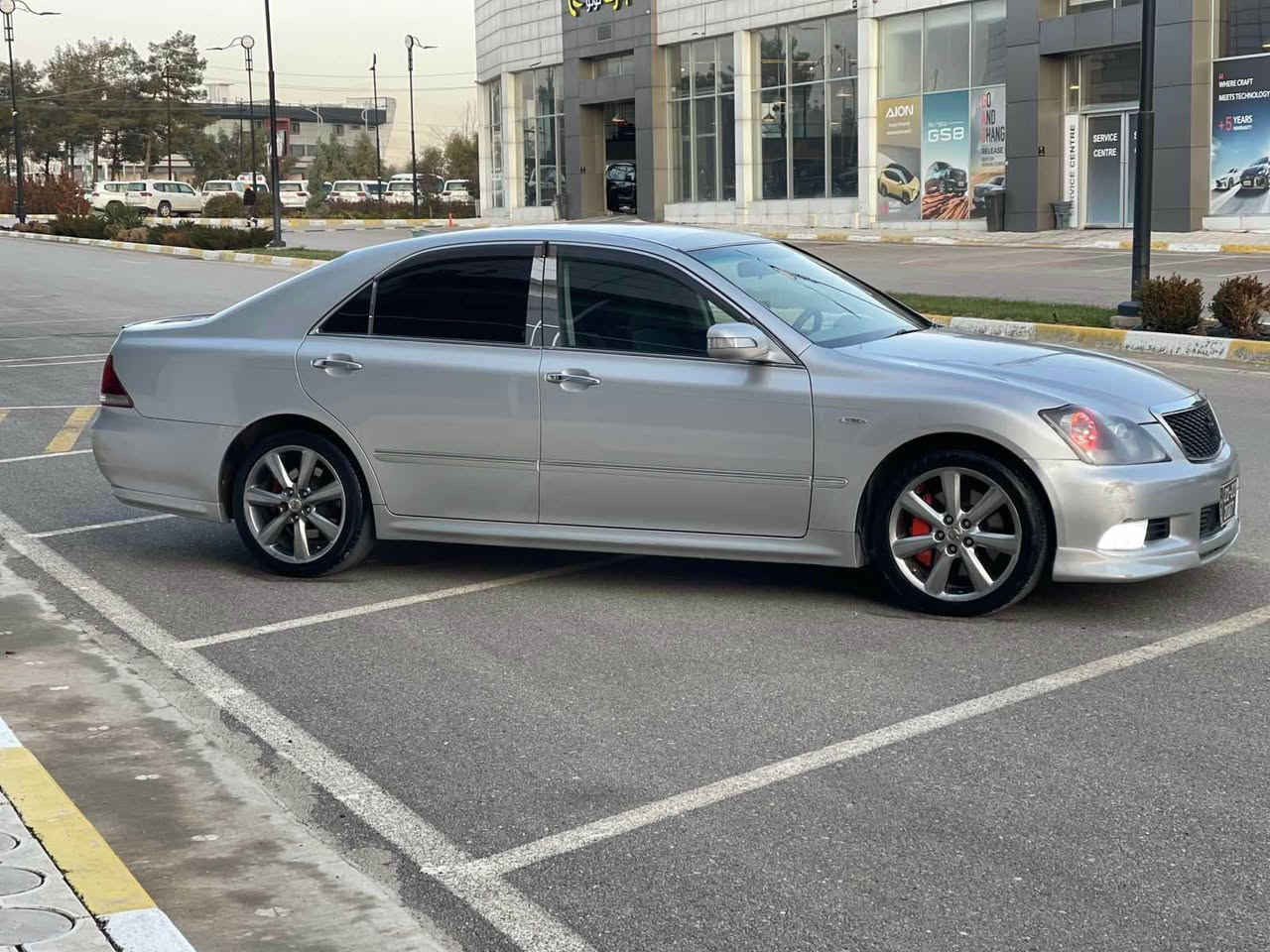 Toyota crawn shahina
2007
184
موس موس 
قه تره بؤياخي نيه 
پيشوو دواي كه پسه 
چالو شوختي نيه 
هه زار مه سره في نيه 
ماشه الله تابليت به قوه ته 
كوشن په رؤ
كوشن كاره با 
سوكان ليگزز
سوكان كاره با
شاشه و كاميره 
لايته كاني كراوه به ليگزز 
كؤدي هه يه 
عه زيت نه دراوه 
شوين سليمانى 
ژ.م *********** السليمانية, العراق
