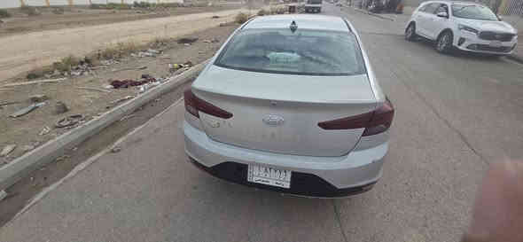 النترا للبيع
٢٠١٩ وارد امريكي
 مكينة ٢٠٠٠
حادث قبق جنطة 
وبالعراق تبديل بنيد بيها 
العنوان  كوت - جصان 
***********
