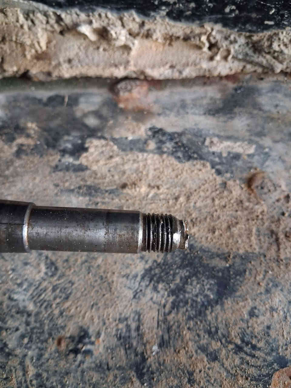 سلام عليكم للبيع روله ٨٢ السعر ٢٥ مكاني فلوجة هاتف *********** يوجد توصيل جميع محافظات من رخصت مدير الكروب المحترم
