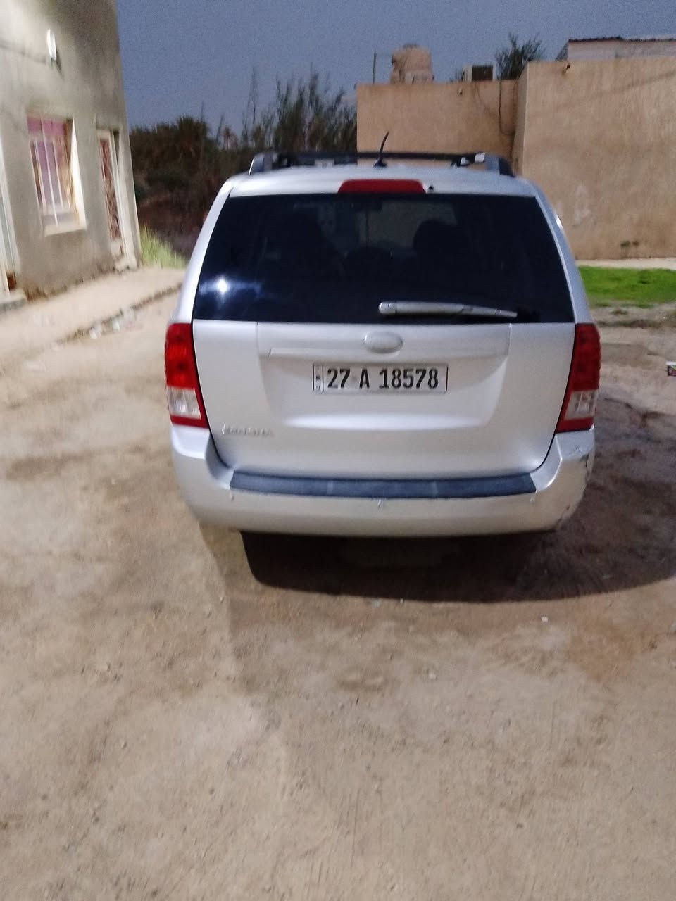 للبيع فقط سيدونا 2014خصوصي بسمي  وارد امريكي  جاهزه من كلشي حداديه تخم تاير كير مكينه السعر 148وبيها مجال بسيط ***********
