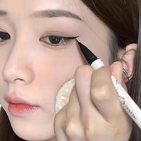 قلم ايلاينر • رأس ٠.١مم • مقاوم للماء