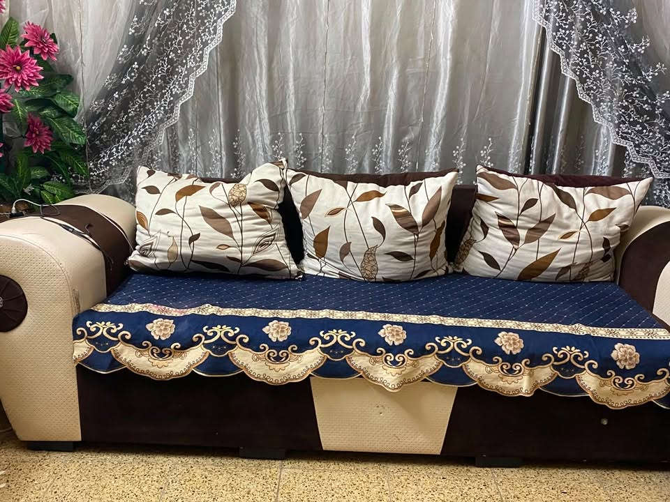 السعر 300


**إذا كنت صاحب هذا الإعلان وتريد حذفه لأي سبب، رجاءا أرسل رسالة إلى الدعم الفني**