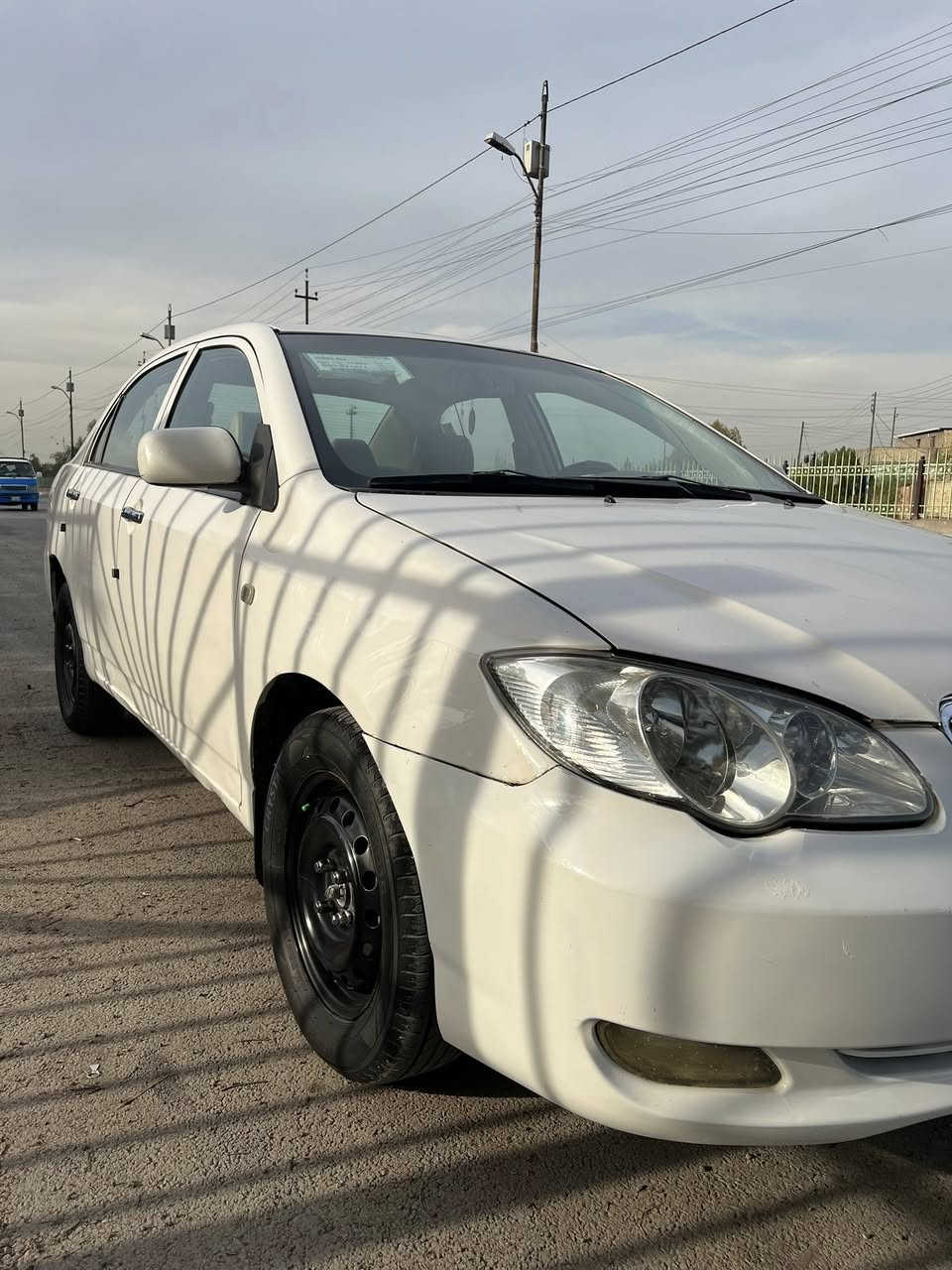 السلام عليكم بيوايدي 20011 f سياره جديد مكفوله كير اوتماتيك كير مكينه مكفولات تخمً تاير جديد صدر امامي خلفي جديد تتفئه تبريد سعرها ٦٠وبيها مجال  سياره بسمي تحويل مباشر العنوان بغداد الأمين رقم ***********
