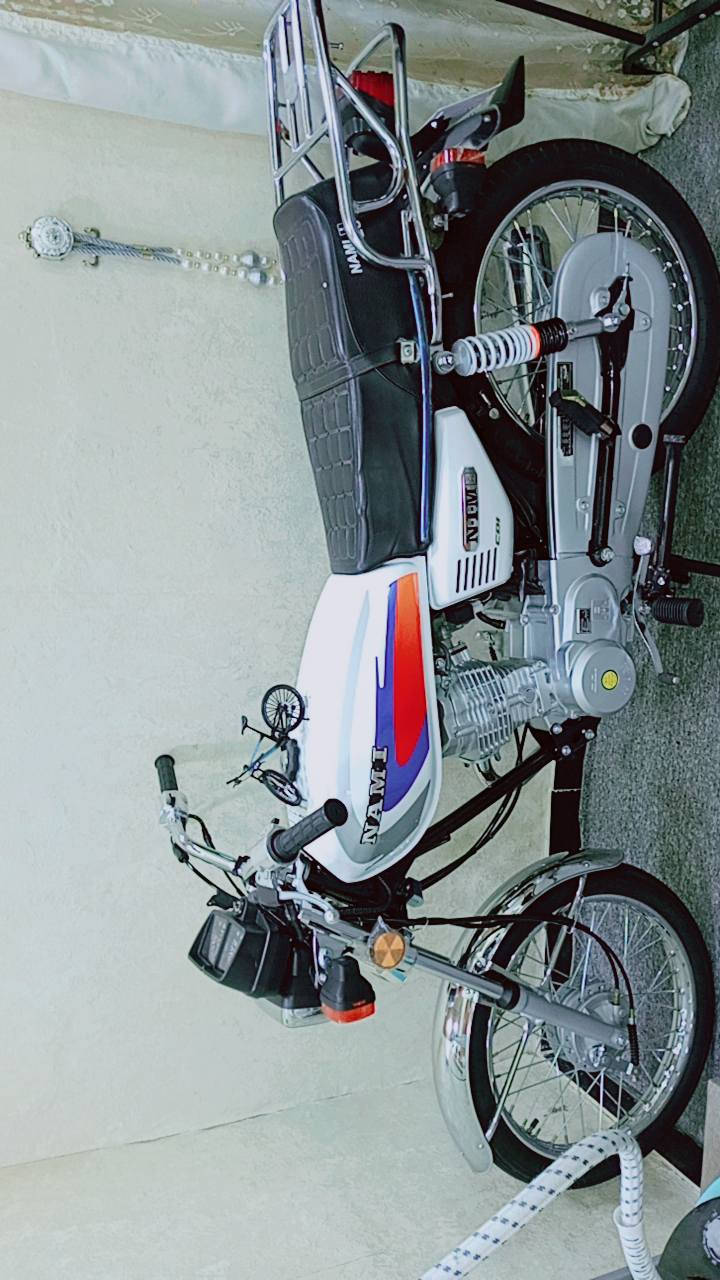 السلام عليكم شباب للبيع نامه امتياز جديده فولل صالها شهر ونص على هاي الحطه وما مشتغله لسوبايه الاصليه مالتها موجوده الشراي يجي خاص والموشراي لا يجي يدوخ راسي رقمي ***********
