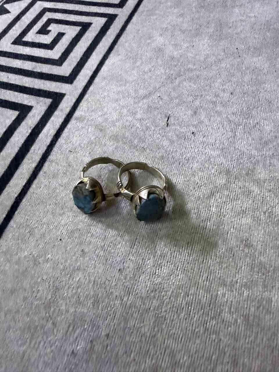 متاح خاتمين فيروزي نيشابوري مراوس بخاتم صياغه يدويه يكون حلو وانطي. فرق فوكاهم بس توصيل ماعندي مكاني كركوك الي عنده ينزل


**إذا كنت صاحب هذا الإعلان وتريد حذفه لأي سبب، رجاءا أرسل رسالة إلى الدعم الفني**