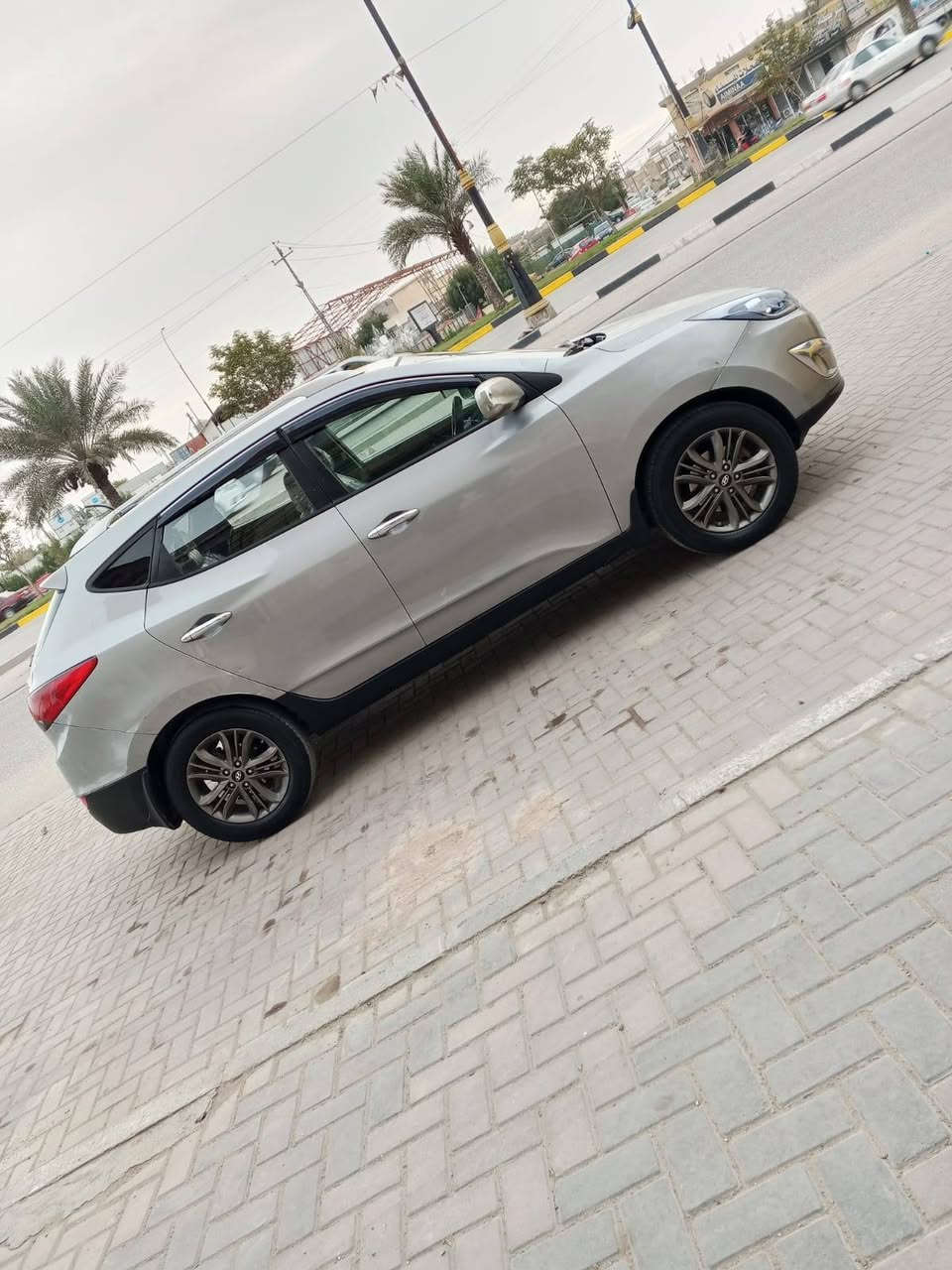 السلام عليكم توسان للبيع موديل 2014 وارد امريكي حادثها  فقط صبغ قطعه واحده ماشيه 120  حقيقي تخم تاير حداديه تبريد ثلج بسمي تحويل مباشر السعر//128//بيها مجال مكاني كربلاء اتصال فقط رقم//
***********// الهاتف
