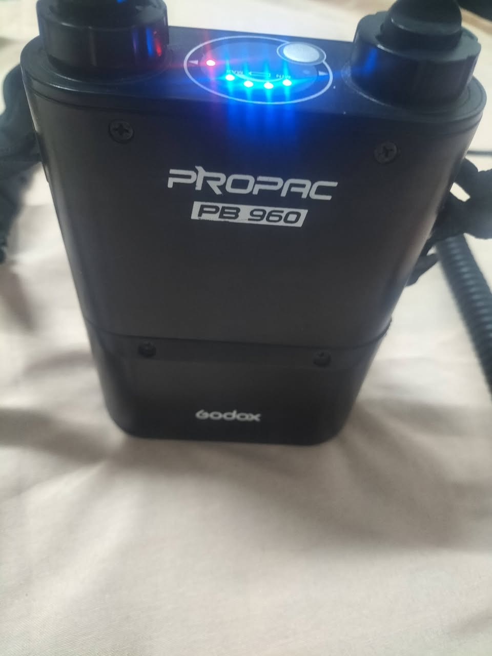 هيد ويسترو 180w للبيع حالته ممتازه ومعاه كابل بور اصلي جودكس


**إذا كنت صاحب هذا الإعلان وتريد حذفه لأي سبب، رجاءا أرسل رسالة إلى الدعم الفني**