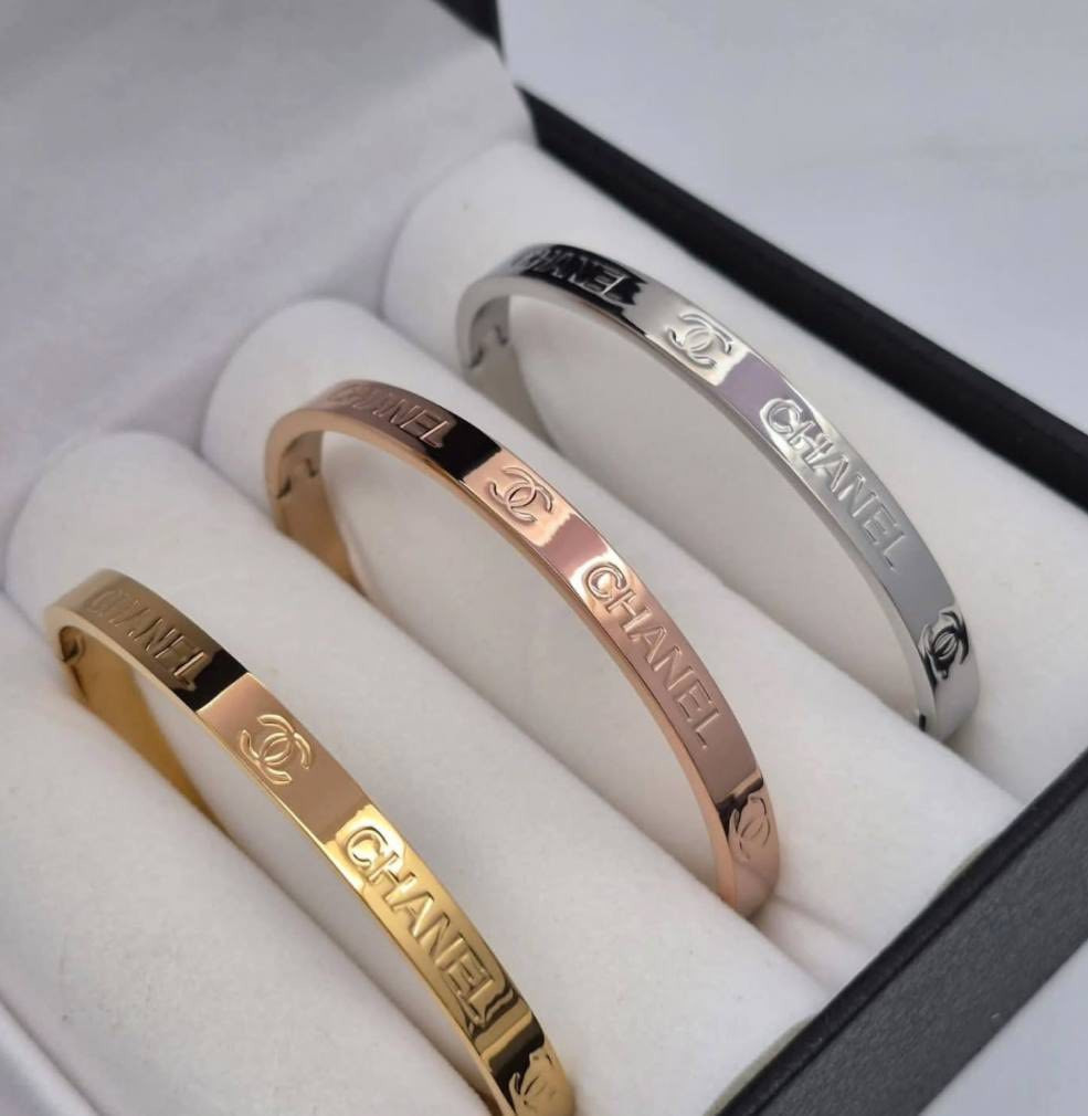 منتجات اصلية ضمان
طلاء ونوعية ممتازة 
كوالتي  عالي 
اي طلب سعرة 20الف توصيل مجاني داخل مركز محافظة واسط حصرا


**إذا كنت صاحب هذا الإعلان وتريد حذفه لأي سبب، رجاءا أرسل رسالة إلى الدعم الفني**