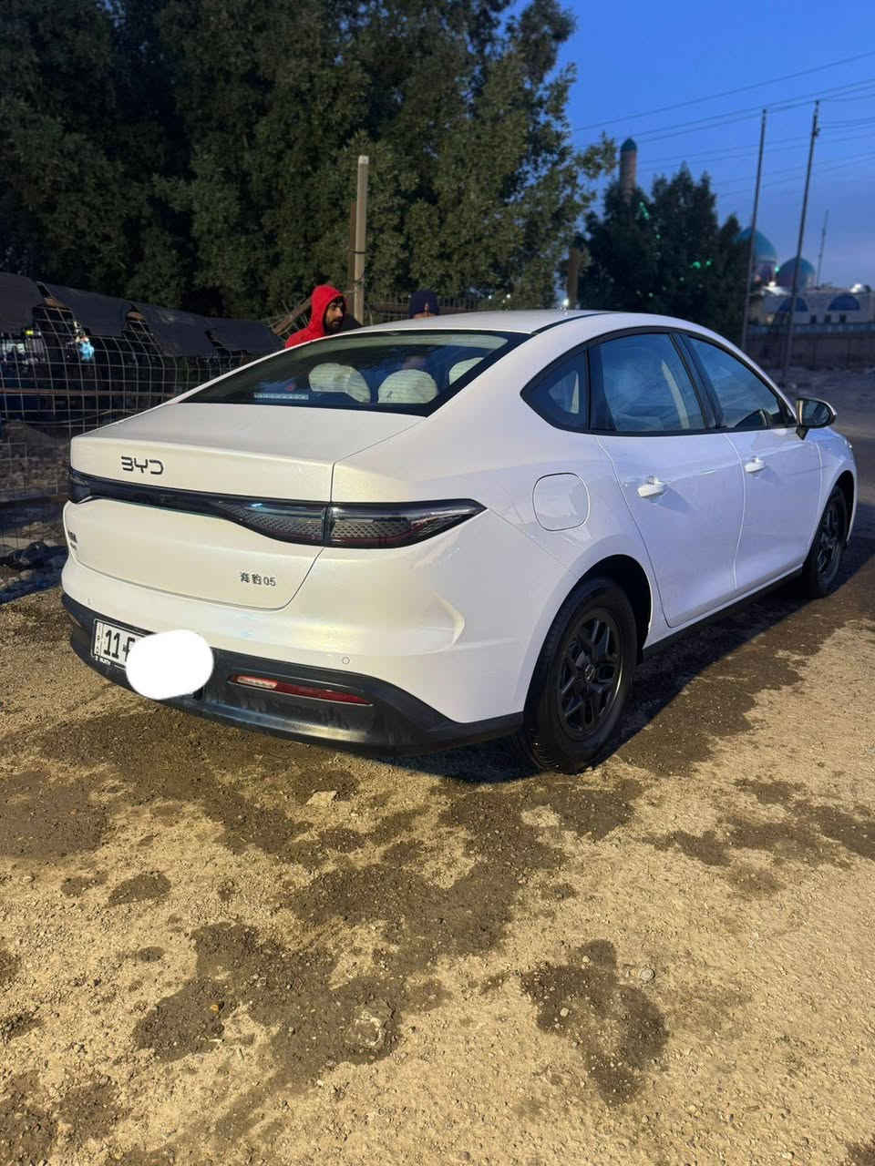 السلام عليكم
بيـع او مــراوس (حسب القناعه)  
BYD _ سـيـل 5 _ 2025 
مـــــرقم بغــداد بأسمي  
مواصفات Seal 5 معـروفه لاتعـد  
السيـاره بحـالـة الشـركـه والزيرو  (ممشى جداً قليل) 
عنواني / بغداد حي الجهاد 
للأستفسار /*********** -متوفر واتساب-
