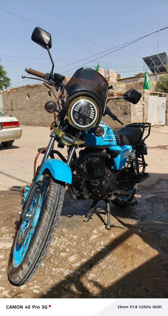 سونك ٢٦ للبيع. 
مكينه ٢٠٠ بسمي. 
رقم نجف مكان نجف. 
سعر 1700$مجال قليل. 
*********** تواصل واتساب فقط. 
من 3م ألى 3ص،
