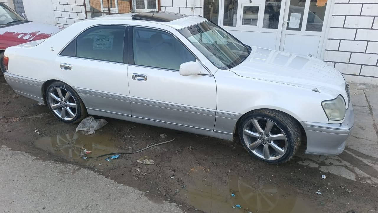 سلام عليكم وياله 18 رياضي مراوس بنجمة او عادي مع تايرات
