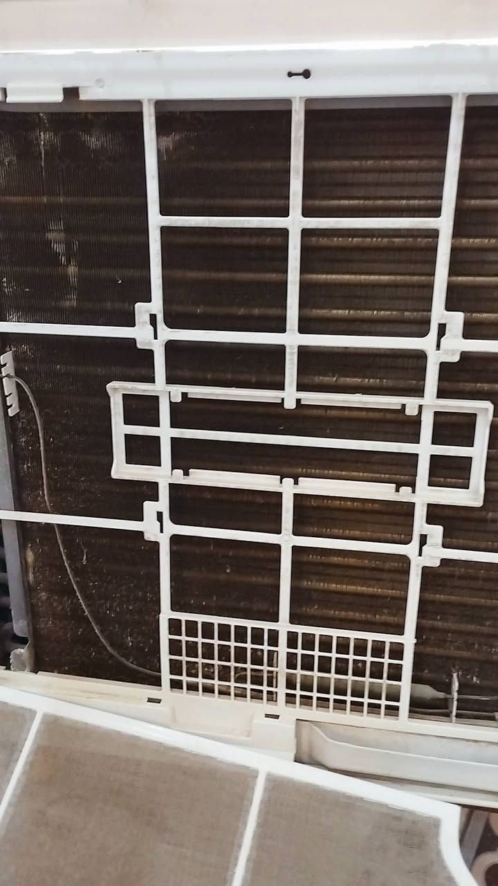 سلام عليكم مكيف توسوت لبيع السعر ب275بي مجال قليل مكيف اخو الجديد شغال تدفئه وتبريد شغال مكاني كوت حي الزهراء الاستفسار اتصال ع رقم 
***********
