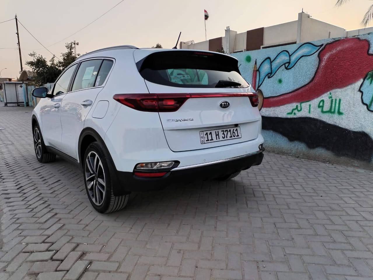 كيا سبورتج 2020 بدون حادث أو صبغ جديده السياره ماشيه 70الف كامله من كلشي ما بيها اي نقص جاهزه رقم بغداد مكانها بغداد للاستفسار اتصل على الرقم 
*********** بغداد, العراق
