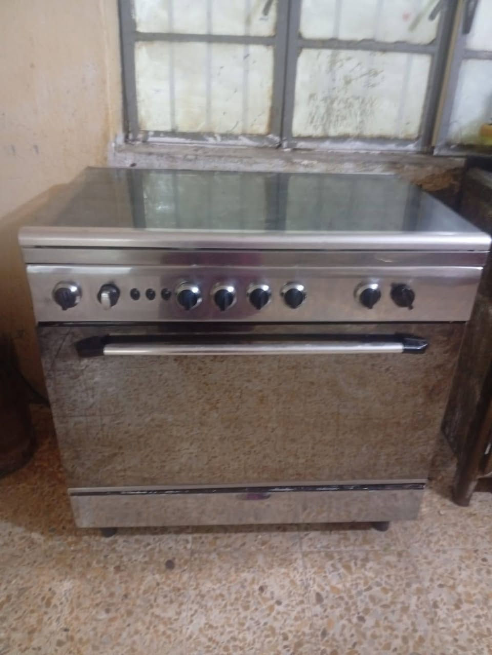 صباخ مصري نضافه ٩٠ بالمية سعره ٢٥٠ وبي مجال مكان هويدر


**إذا كنت صاحب هذا الإعلان وتريد حذفه لأي سبب، رجاءا أرسل رسالة إلى الدعم الفني**