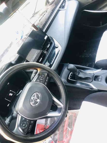 السلام عليكم
كورلا 2025 هايبرد 

رقم بغداد تحويل ثاني يوم 

ماشيه:(6000)كيلو

مواصفات :

فتحة

بصمه

داخل اسود جلد

كامرة خلفيه 

اوتو هولد

سايد بريك دكمه 

تحكم استيرن فول

3 مودات قيادة

‏EV مود

توقف ذاتي

رادار امامي 

تحديد مسار

مانع انزلاق

مكينه 1800 هايبرد 

السعر 155 وبيها مجال بسيط 

(***********)للاستفسار
