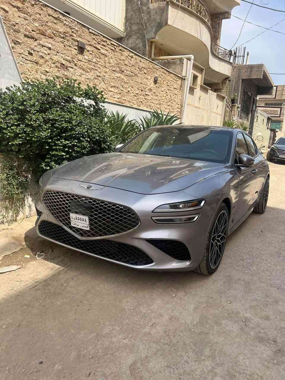 السلام عليكم
سياره جينيسزز موديل 2024 سبورت بريستيج 
تون تيربو السياره ماشيه 17 الف كيلو 
رقم بغداد 
حادث السياره مثل ما موضح بالصور 
للاستفسار الاتصال ع هالرقم 
***********
