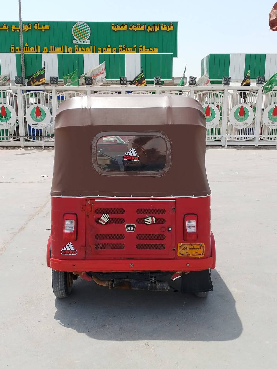 سلام عليكم تكتك للبيع موديل 16/12/23
محسوبه عل 17 اوراق كامله مابيه نقص گبل للشارع مكفوله من كلشي اتصال ***********
المكان بغداد النهروان
السعر مليونين قفل
