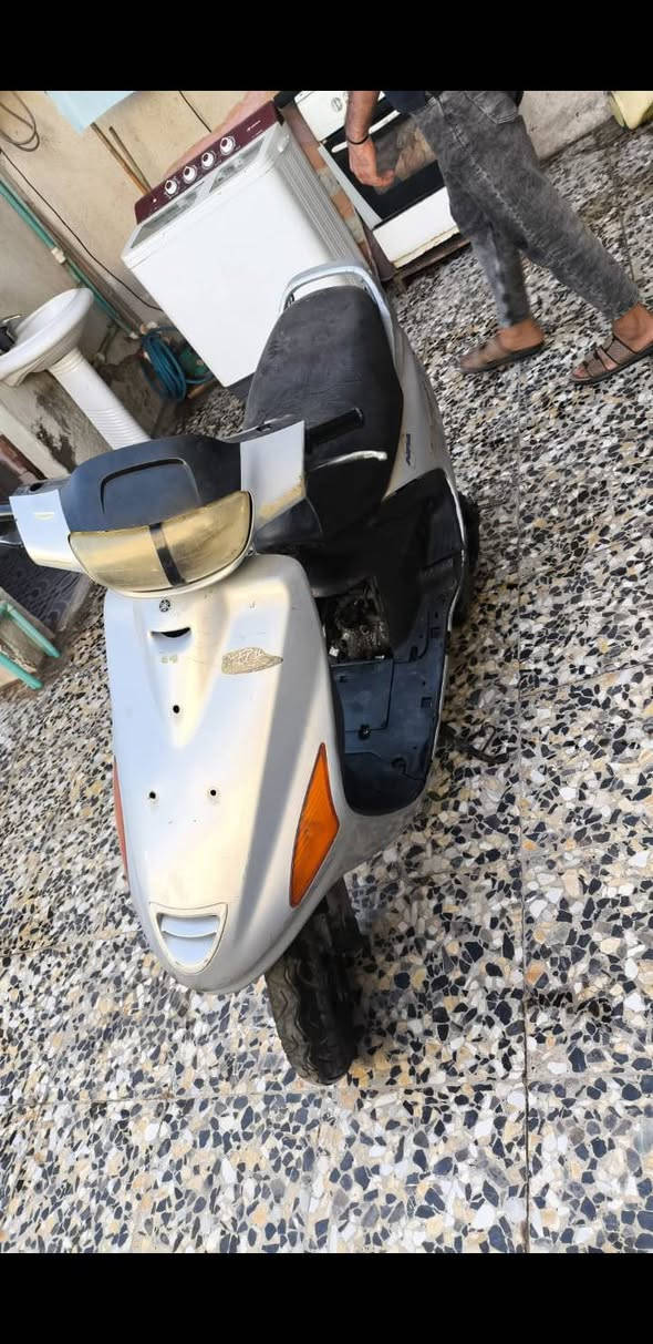 اسلام عليكم دراجه فراشه للبيع دراجه حلوه وشقاله مكاني بصره سعرهه ٢٥٠ وبيهه مجال رقم لهاتف (***********) وبي وتساب
