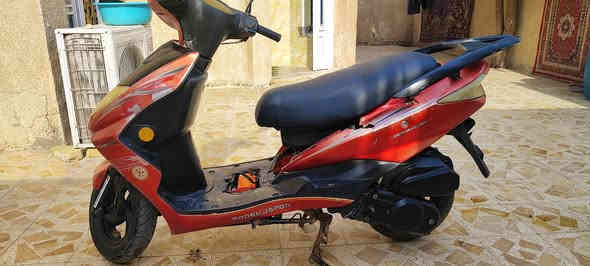 اس اف للبيع اوراق مجفتها  300وبيه مجال رقم ***********مكاني مجر الكبير حي روضه
